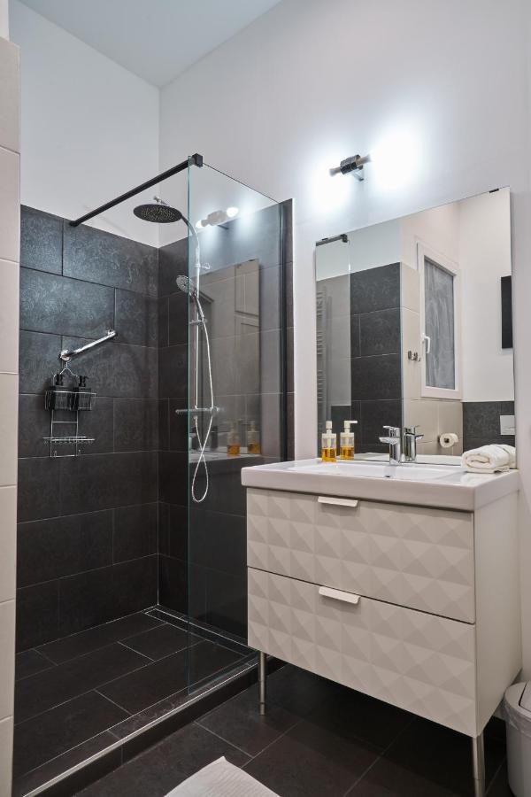 Nanirol Apartment At Gellert Bath 부다페스트 외부 사진