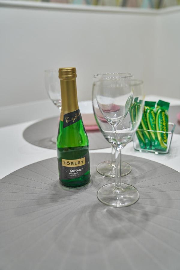 Nanirol Apartment At Gellert Bath 부다페스트 외부 사진