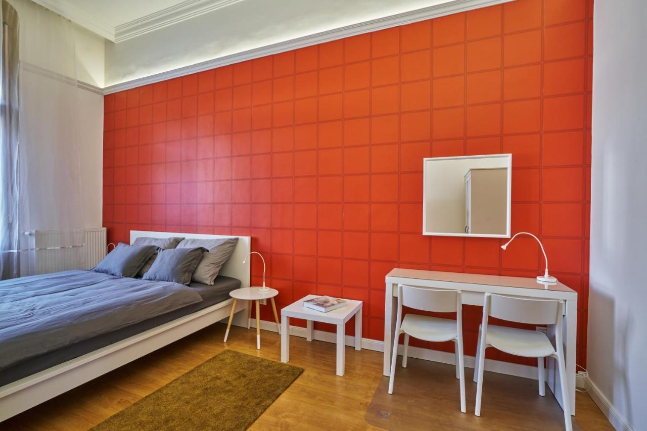 Nanirol Apartment At Gellert Bath 부다페스트 외부 사진
