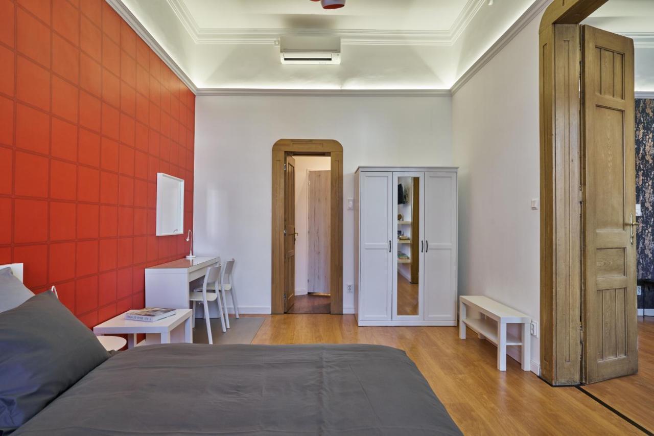 Nanirol Apartment At Gellert Bath 부다페스트 외부 사진