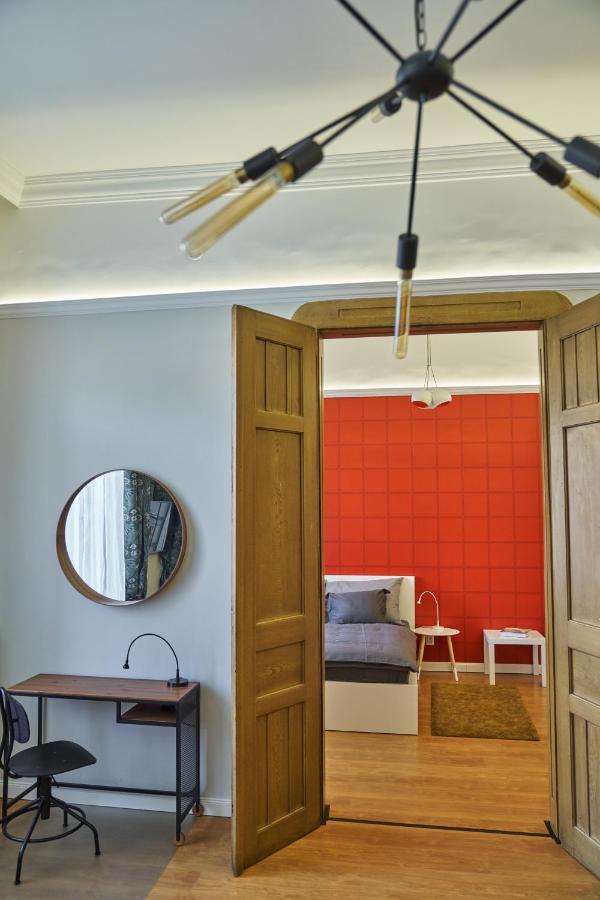 Nanirol Apartment At Gellert Bath 부다페스트 외부 사진