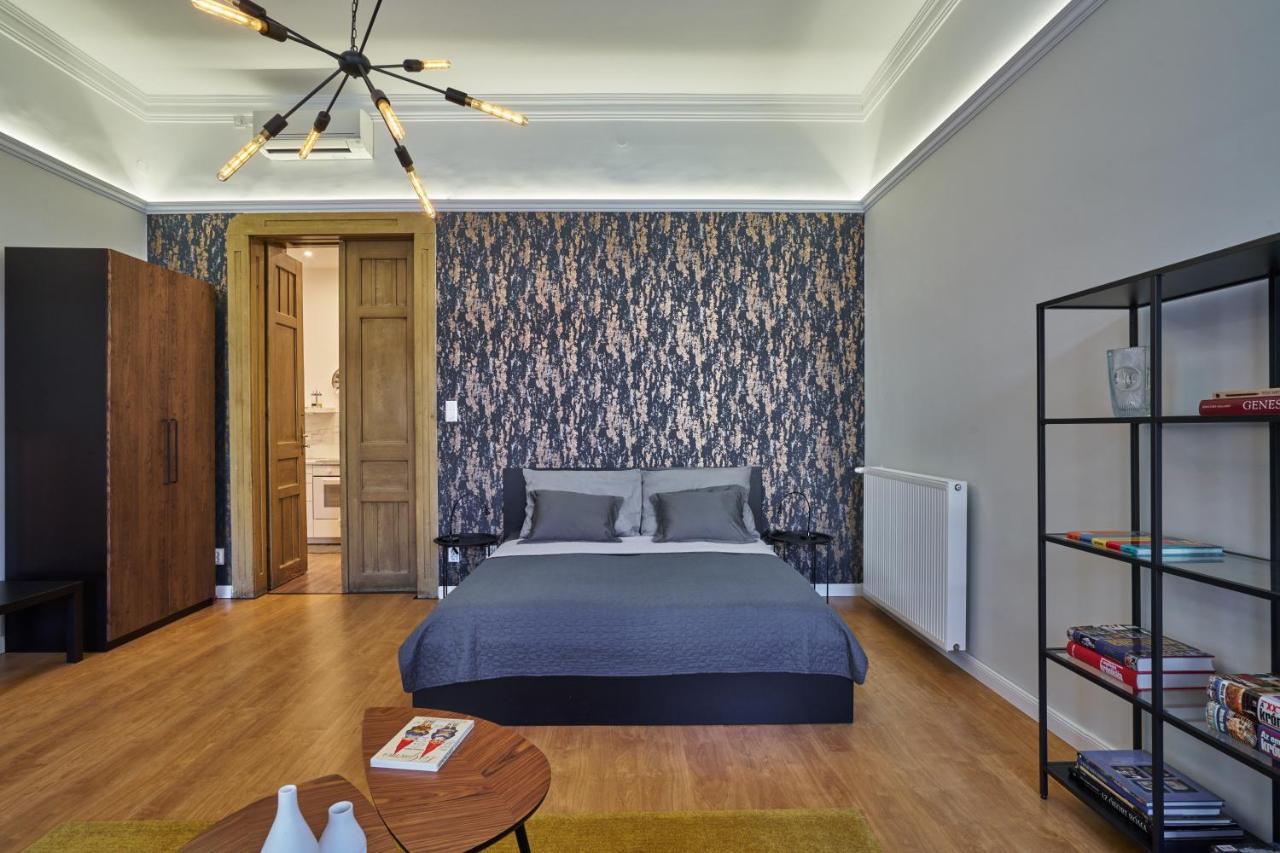 Nanirol Apartment At Gellert Bath 부다페스트 외부 사진